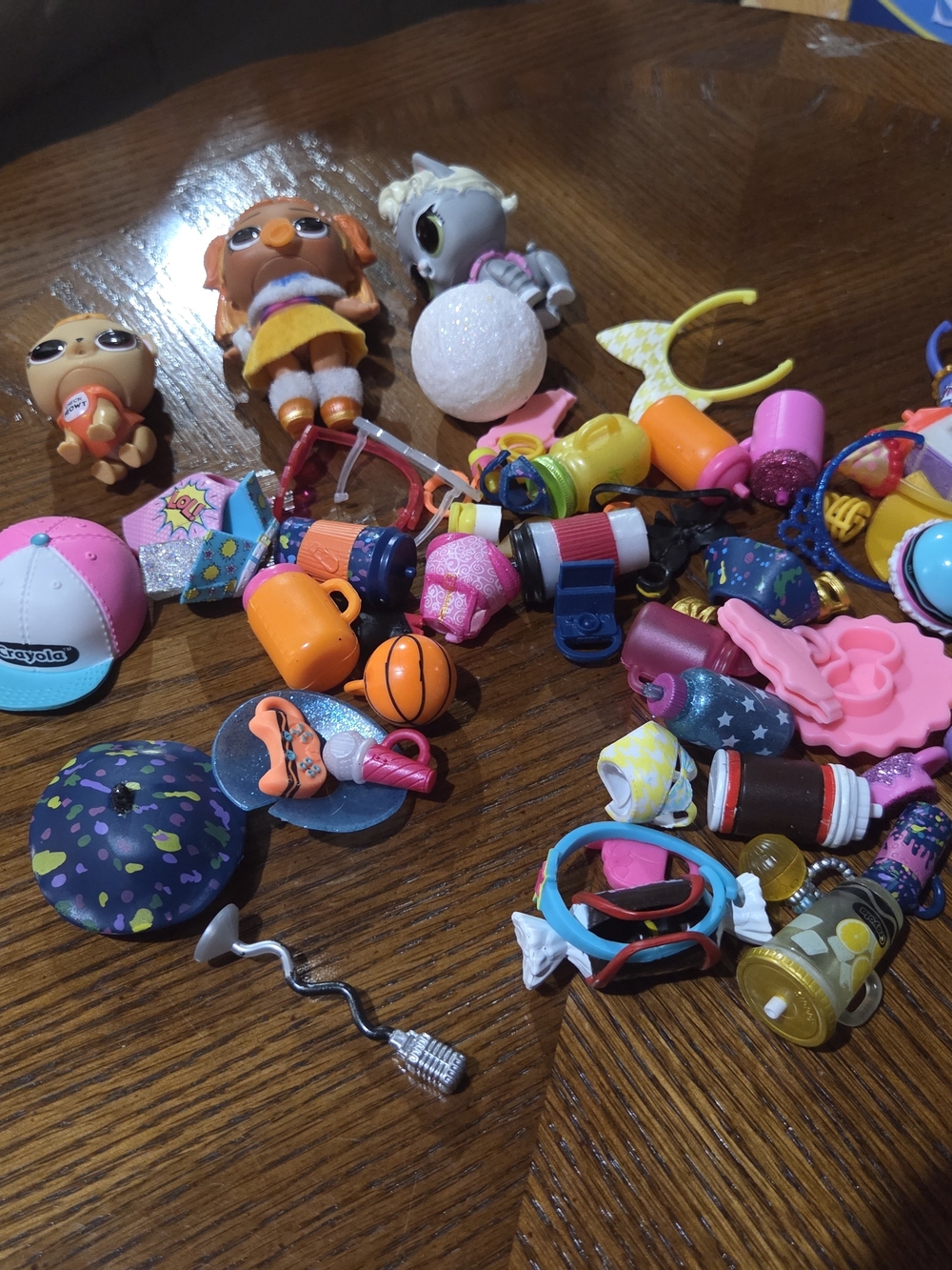 LOL Dolls Mini Set